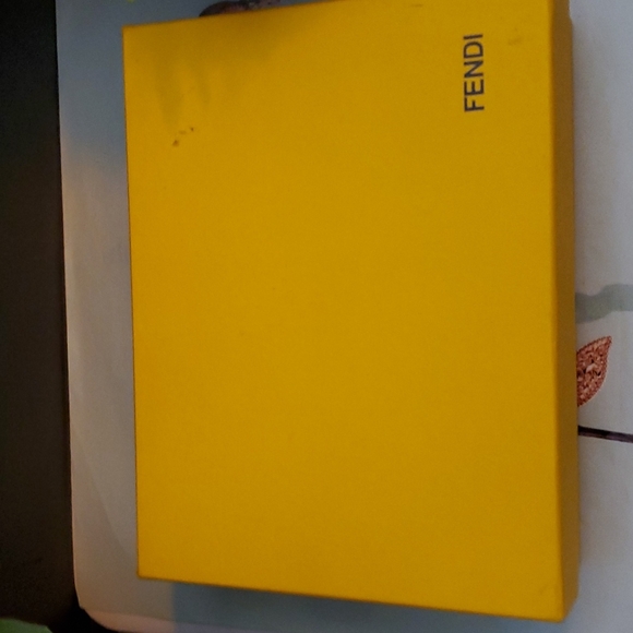 Fendi Brown Zucca Bifold Wallet, FIRM PRICE - Picture 11 of 12